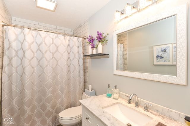 12054 Seahawks Lane, Fishers, IN 46037