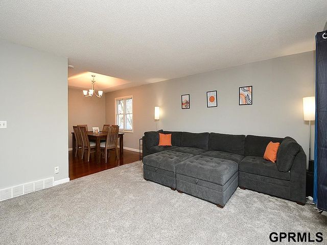 21319 Fieldcrest Drive, Elkhorn, NE 68022