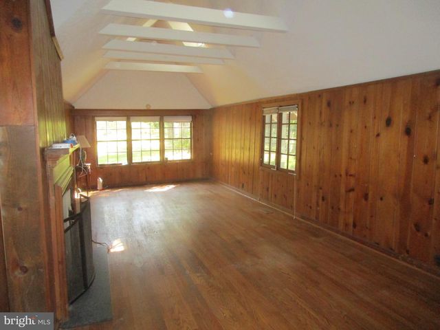 16605 BEALLE HILL RD, Waldorf, MD 20601