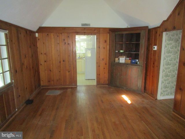 16605 BEALLE HILL RD, Waldorf, MD 20601