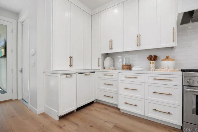 6925 Waters End Drive, Carlsbad, CA 92011