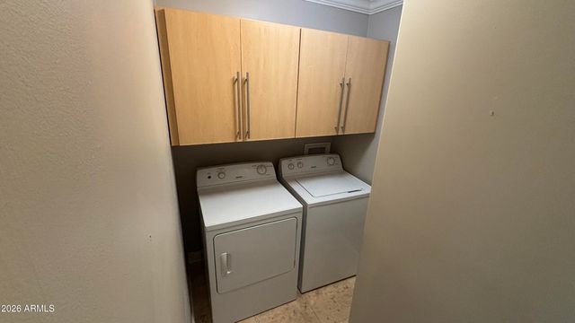 2529 E BLUEFIELD Avenue, Phoenix, AZ 85032