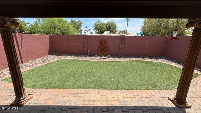 2529 E BLUEFIELD Avenue, Phoenix, AZ 85032