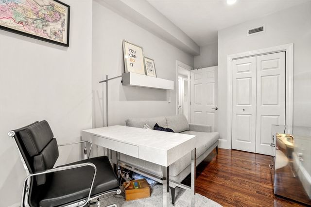 45 St. Botolph 203, Boston, MA 02116