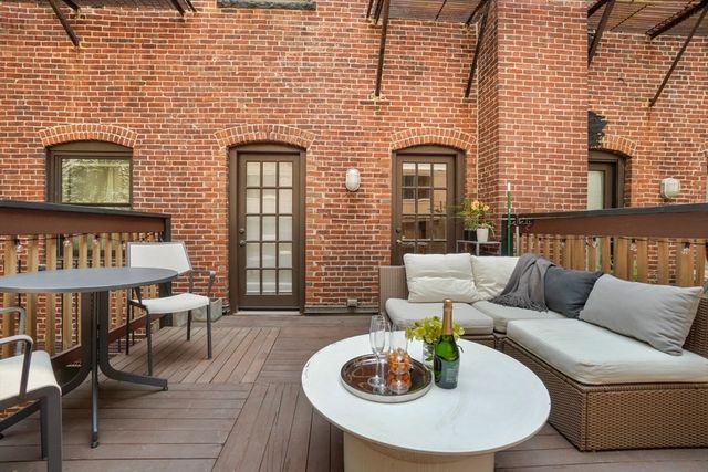 45 St. Botolph 203, Boston, MA 02116