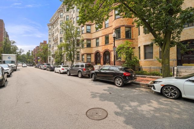 45 St. Botolph 203, Boston, MA 02116