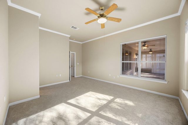 104 Lariat DR, Georgetown, TX 78633