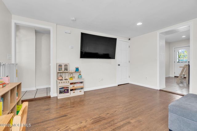 253 1st Street, Keyport, NJ 07735