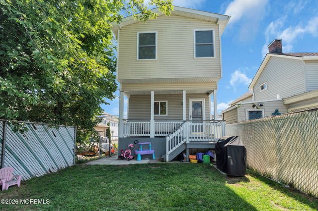 253 1st Street, Keyport, NJ 07735