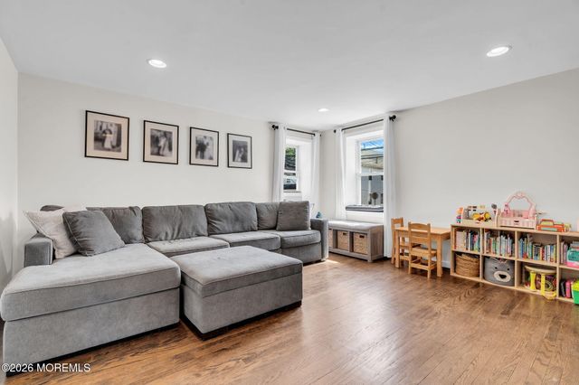 253 1st Street, Keyport, NJ 07735