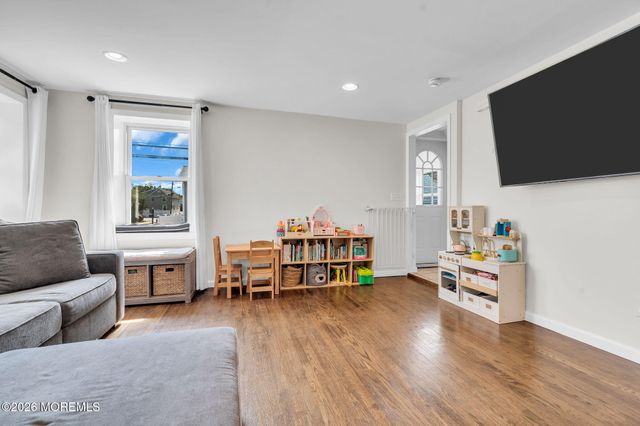 253 1st Street, Keyport, NJ 07735