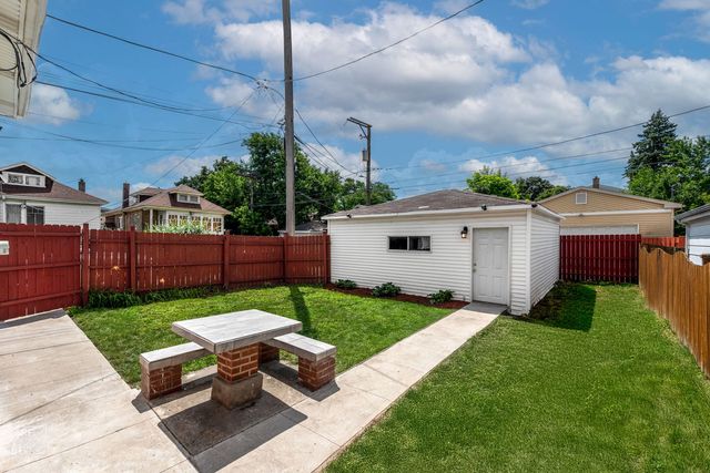1715 W 91st Place, Chicago, IL 60620