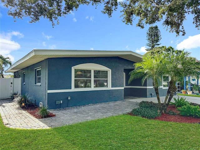 4219 HELENA STREET NE, St Petersburg, FL 33703