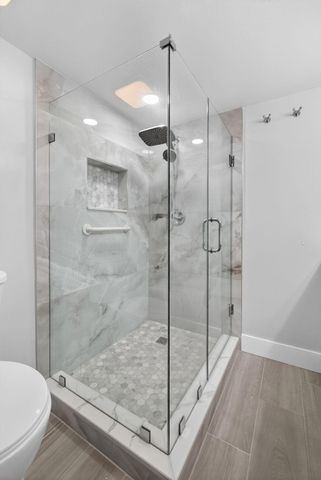 183 Charter Way, West Palm Beach, FL 33407