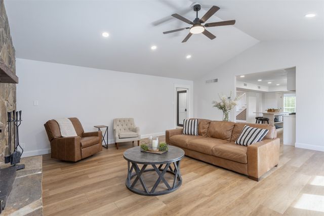 1566 Davy Lane, Denison, TX 75020