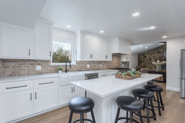 1566 Davy Lane, Denison, TX 75020