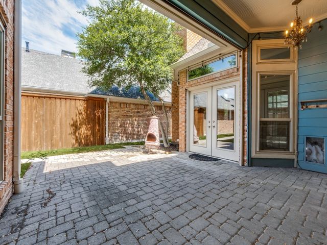 16006 Chalfont Circle, Dallas, TX 75248