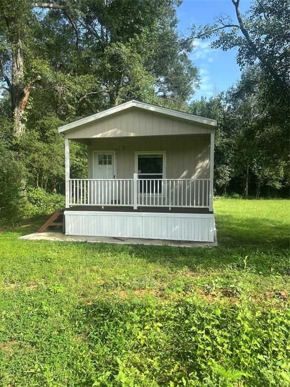 325 Cherry Creek Drive, Shepherd, TX 77371