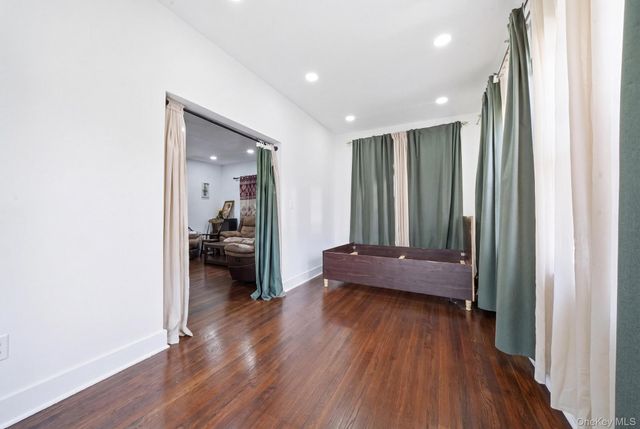 810 Wallace Avenue, Baldwin, NY 11510