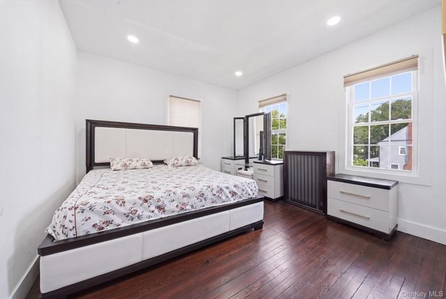 810 Wallace Avenue, Baldwin, NY 11510
