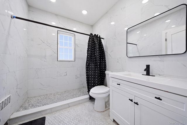 810 Wallace Avenue, Baldwin, NY 11510