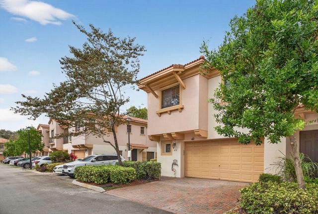 4751 Grand Cypress Circle N, Coconut Creek, FL 33073