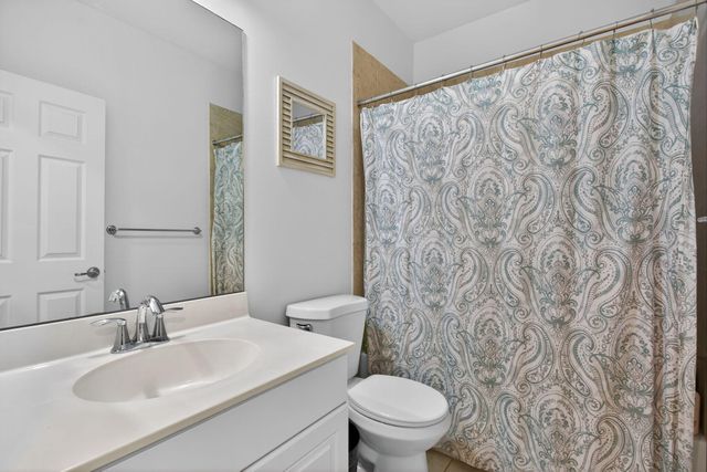 4751 Grand Cypress Circle N, Coconut Creek, FL 33073