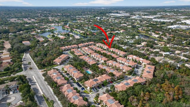 4751 Grand Cypress Circle N, Coconut Creek, FL 33073