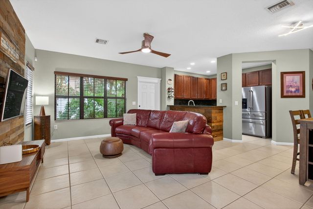 4751 Grand Cypress Circle N, Coconut Creek, FL 33073
