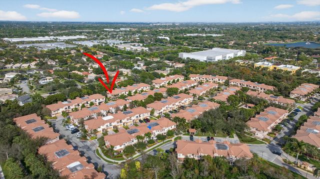 4751 Grand Cypress Circle N, Coconut Creek, FL 33073
