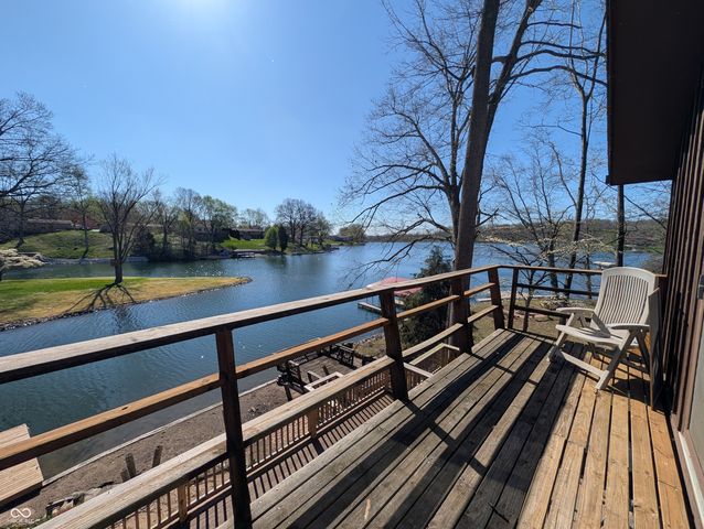1859 White Oak Lane E, Martinsville, IN 46151