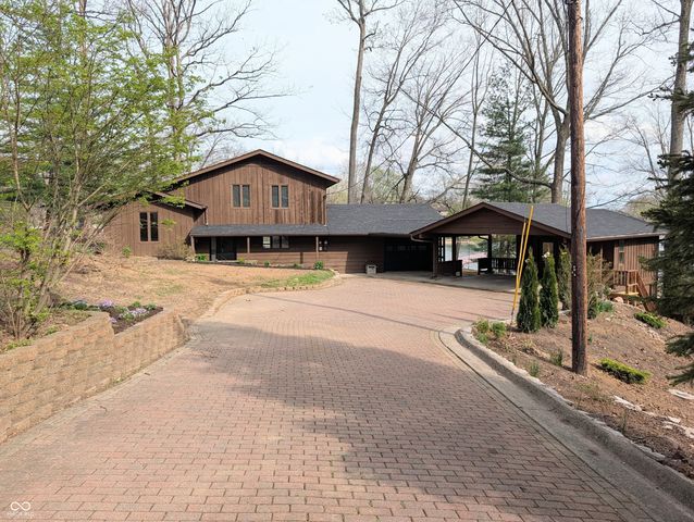 1859 White Oak Lane E, Martinsville, IN 46151