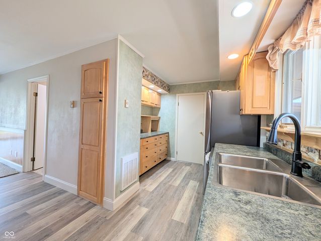 1859 White Oak Lane E, Martinsville, IN 46151