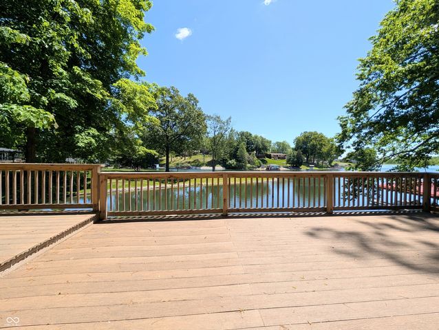 1859 White Oak Lane E, Martinsville, IN 46151