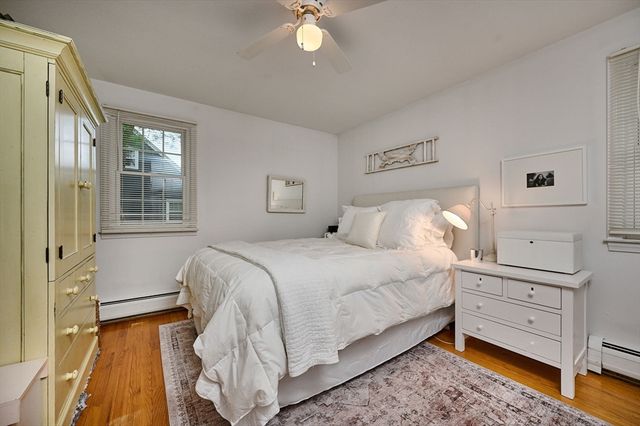 19 Beyer Dr, Easthampton, MA 01027