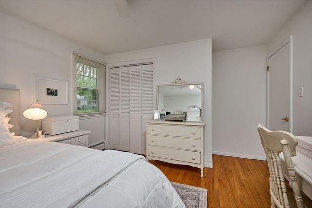 19 Beyer Dr, Easthampton, MA 01027