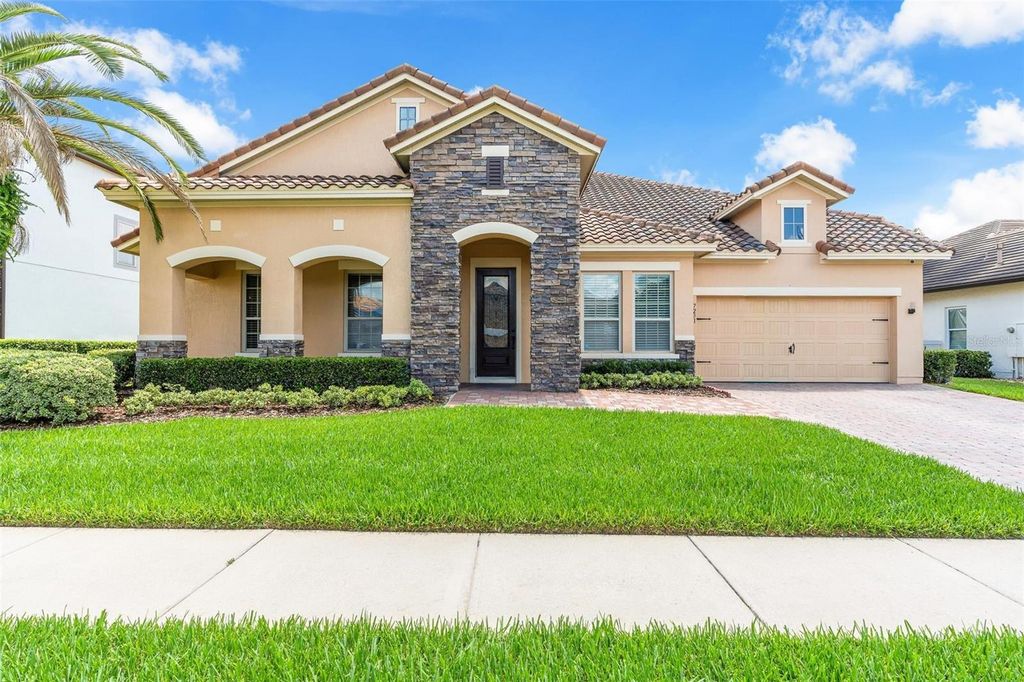 Image 1 of property listing at 7231 SANGALLA DRIVE, Windermere, FL 34786