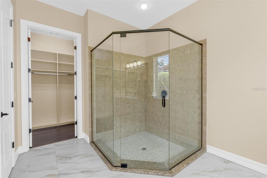 Image 41 of property listing at 7231 SANGALLA DRIVE, Windermere, FL 34786