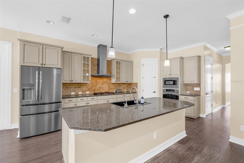 Image 10 of property listing at 7231 SANGALLA DRIVE, Windermere, FL 34786