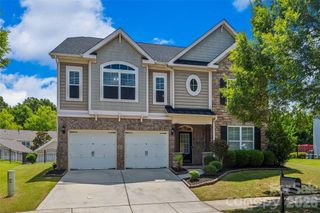 3025 Scottcrest Way, Waxhaw, NC 28173