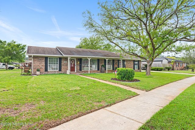 8208 WORM WOOD Road, Jacksonville, FL 32210