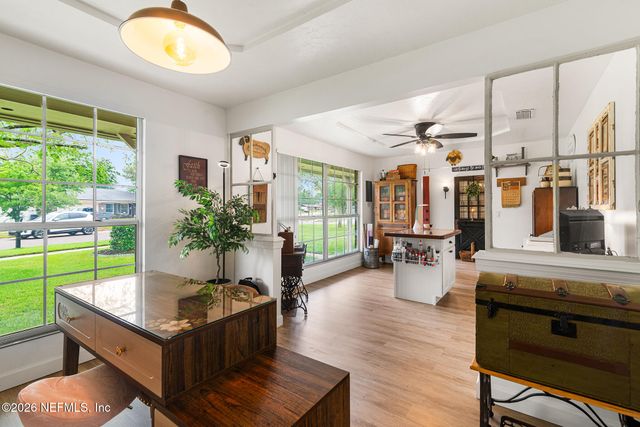 8208 WORM WOOD Road, Jacksonville, FL 32210