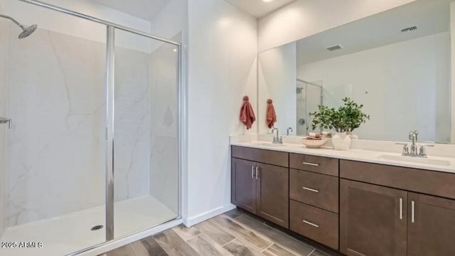 9815 W CATALINA Drive, Phoenix, AZ 85037