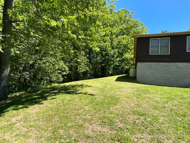 56 Tim Morgan Road, Whitley City, KY 42653