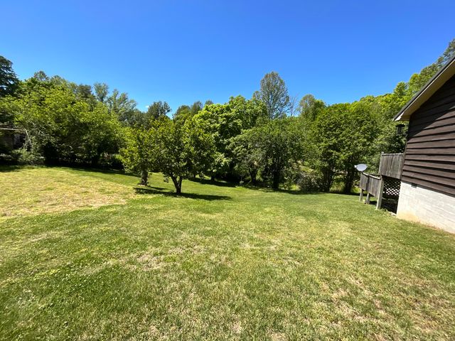 56 Tim Morgan Road, Whitley City, KY 42653