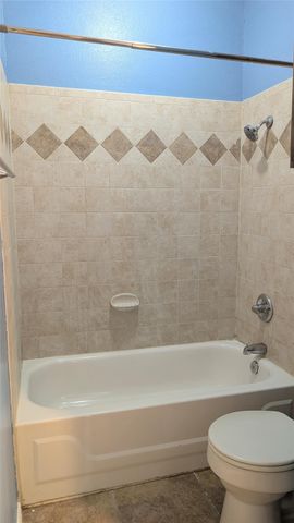 1013 Chestnut ST C2, San Marcos, TX 78666