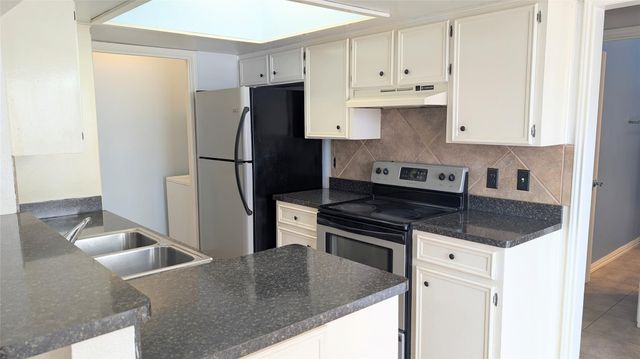 1013 Chestnut ST C2, San Marcos, TX 78666