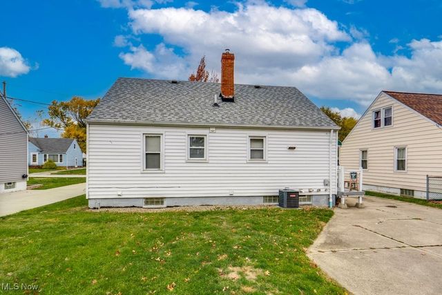 29800 Robert Street, Wickliffe, OH 44092