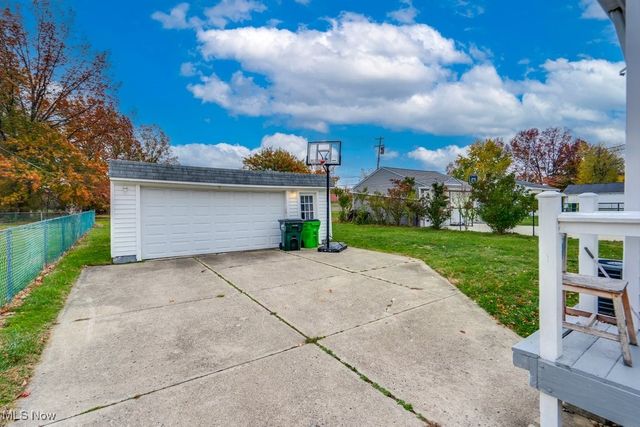 29800 Robert Street, Wickliffe, OH 44092
