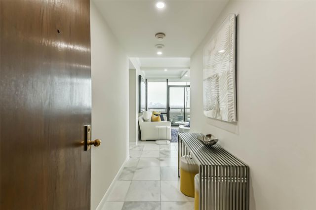 14 Greenway Plaza 15P, Houston, TX 77046